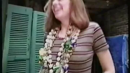 Vợ vuốt phimxet bo chong lang dau ve của chồng lớn