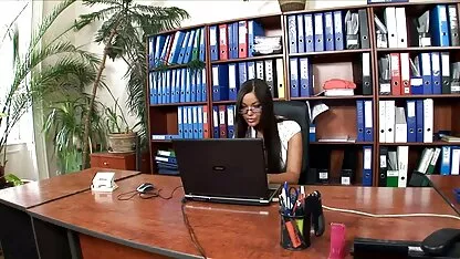 Mark đáy của ba tai phim sex cha chong nang dau người đẹp