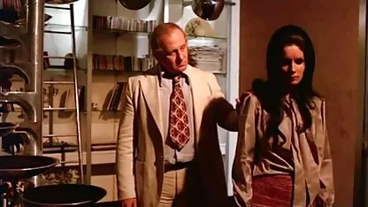 Cô gái quyến phim xem bo chong nang dau rũ chơi trong nhà khiêu dâm