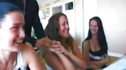 Slim khốn phim cap ba bo chong nang dau già nhóm