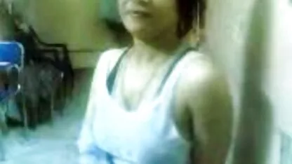 Họ bắt đầu nhẹ nhàng và tiến tới hậu phim set bo chong dit nang dau môn cơn bão