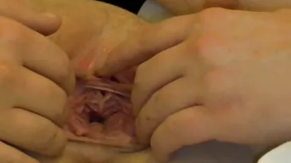 Làm thế nào tốt hơn cô gái đang sex chachongnangdau trong giường!