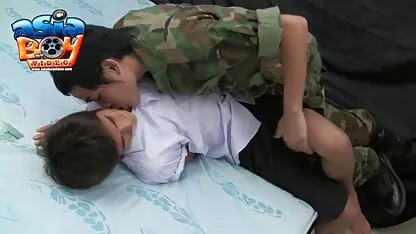 Một sinh phim sex bo chong nang dau 2 viên trẻ tuổi cho mình với một cô giáo