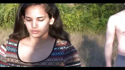 Mảnh xem phim se x loan luan bo chong nang dau của phim với các vai rộng cô gái