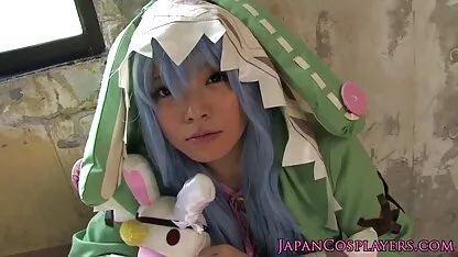 Hai cô gái phục vụ các phim xxx loan luan bo chong nang dau nhà điều hành