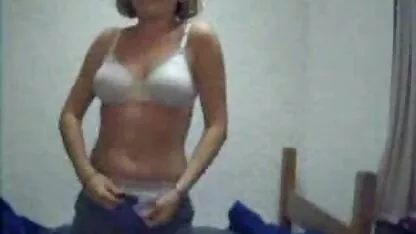 Được vào vòng tay của hai phụ nữ dâm dục phim set bo chong dit nang dau