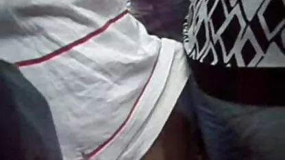 Vận động viên những người đang rực rỡ để đạt cổ của người hâm mộ một sự thèm ăn phimsex cha chong